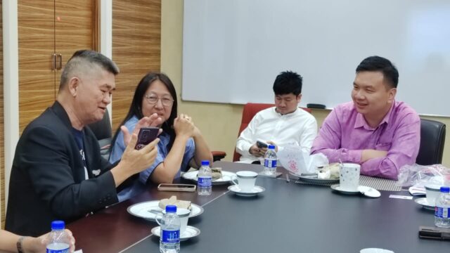 meeting with deputy minister of tourism and art share my song