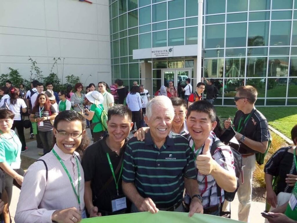 nutrilite president dr sam 2014